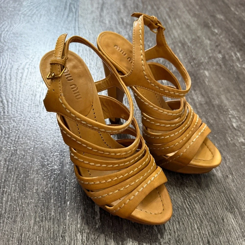 Miu Miu Tan Leather Strappy Platform Stiletto Heels‎ Sandals Size 35 EU / 5 US